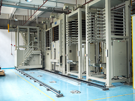 Multi layer automatic laminating machine