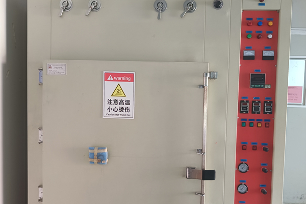Plate warping leveling machine